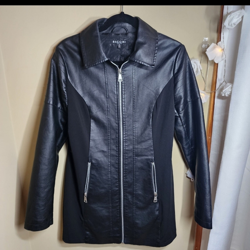 NWOT Baccini 3/4 black jacket  sz. M